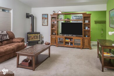 Living Room_DMD_5612-SMALL