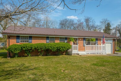 43 Edgewood Circle-13
