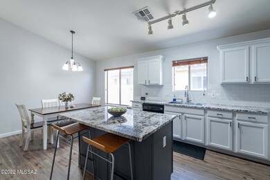 96F9C921-BFAF-4773-BFD6-505655FF24C7