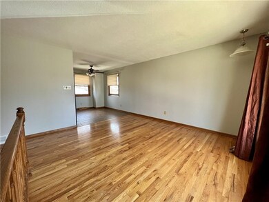 2807 54th St, Des Moines, IA 50310 - photo 5