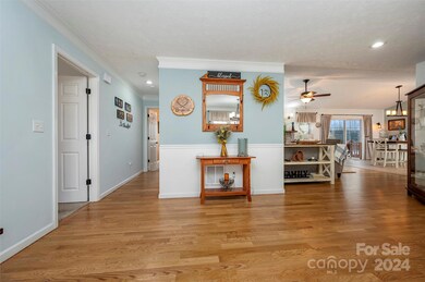 125 Red Cedar Dr, Hendersonville, NC 28792 - photo 5