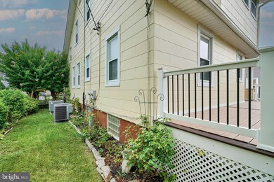 2807 Westfield Ave, Baltimore, MD 21214 - photo 7