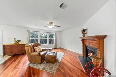 8006 Maddie Ln, San Antonio, TX 78255 - photo 5