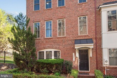 3439 S Kemper Rd, Arlington, VA 22206 - photo 2