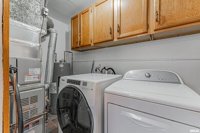 316 S Sheridan St, Lincoln, IL 62656 - photo 7