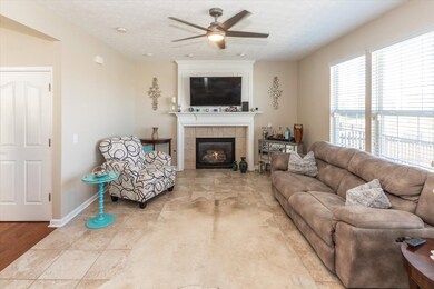 12802 Bristow Ln, Fishers, IN 46037 - photo 6