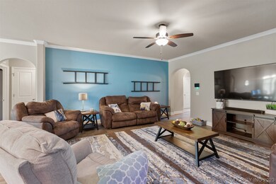 2625 W Tucson Ct, Broken Arrow, OK 74011 - photo 6