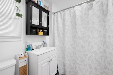 10 Grove St, West Warwick, RI 02893 - photo 7