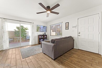 8111 E Glenrosa Ave unit 192, Scottsdale, AZ 85251 - photo 3