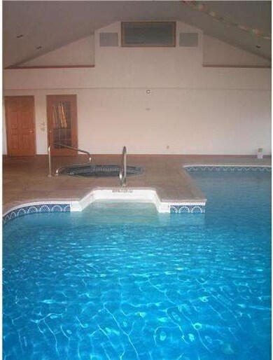 1052 Mill Hill Rd, East Greenville, PA 18041 - photo 4