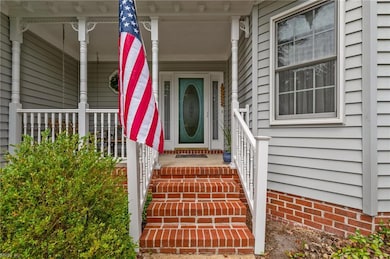 Lovely Front Porch to enjoy the quiet setting of the established Briarwood Meadows neighborhood.