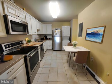 The Rotonda unit 207, McLean, VA 22102 - photo 4