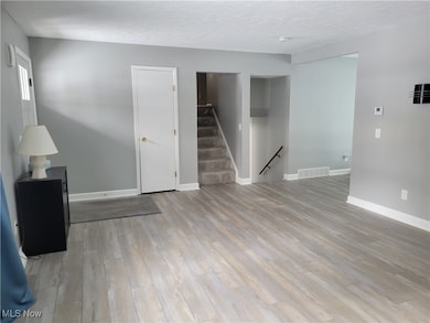 34412 Puth Dr, Avon, OH 44011 - photo 3