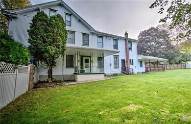 224 Center St, Jim Thorpe, PA 18229 - photo 4