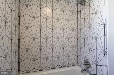 557 Manatawny St, Pottstown, PA 19464 - photo 6