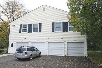 2642 Fenwick Ct unit 55, Ann Arbor, MI 48104 - photo 2