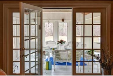 245 Leavitt St, Hingham, MA 02043 - photo 6