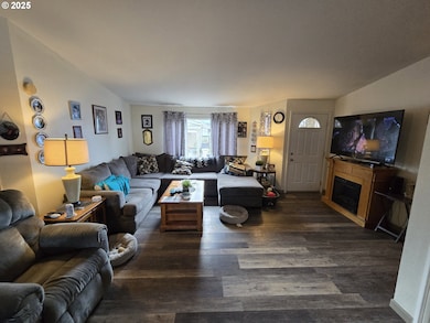 3200 Oak Terrace Dr unit 47, Lebanon, OR 97355 - photo 5