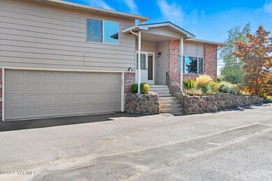 13 Crest Cir-2