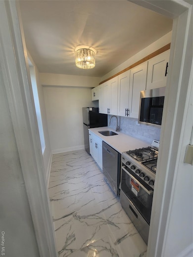 unlisted-address, Hollis, NY 11423 - photo 3