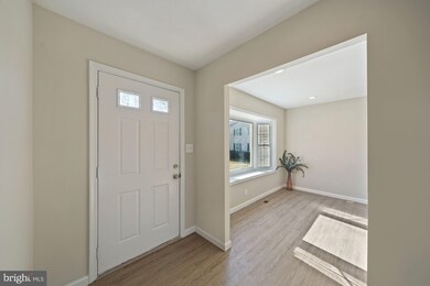 3025 Hickory Grove Ct, Fairfax, VA 22031 - photo 2