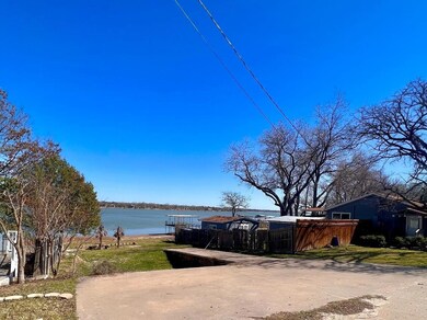 1124 W Lake Dr, Weatherford, TX 76087 - photo 2