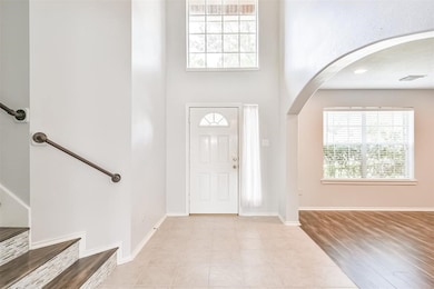 5114 Lockhart Dr, Pearland, TX 77584 - photo 3