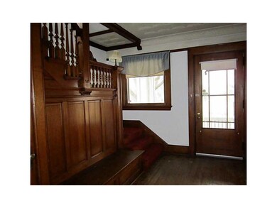 Foyer.