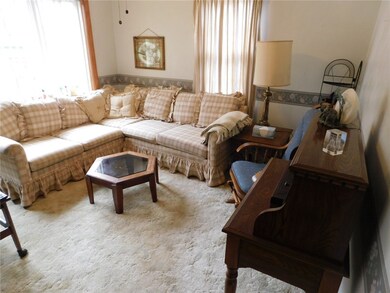 2952 W 24th St, Erie, PA 16506 - photo 5