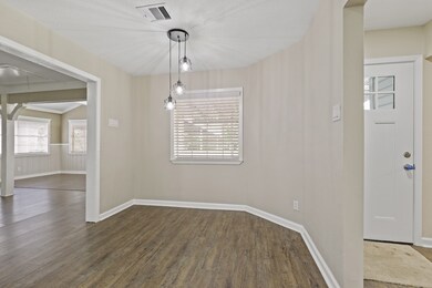 4402 Stansel Dr, Alvin, TX 77511 - photo 3