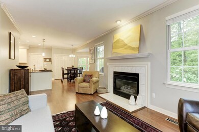 2046 Hanson Ln, Woodbridge, VA 22191 - photo 7