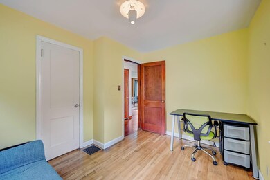 20-web-or-mls-W 9th Ave-020