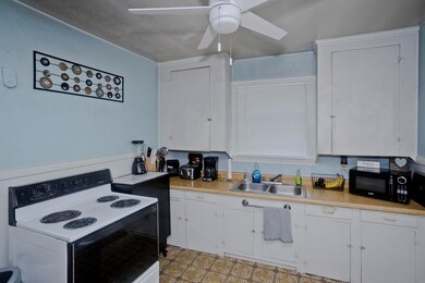 676 Front St, Chicopee, MA 01013 - photo 6