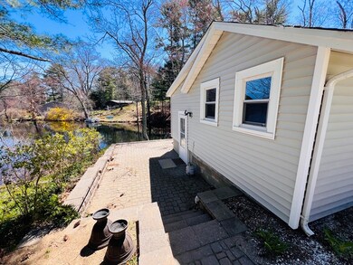 16 Pondview Way, Carver, MA 02330 - photo 7