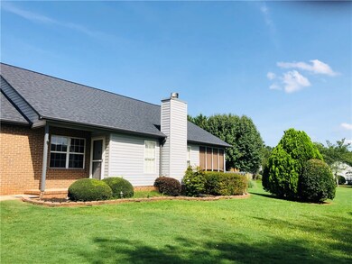 1008 Cobbs Glen Dr, Anderson, SC 29621 - photo 3