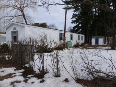 72 Kendall Pond Rd unit 5, Derry, NH 03038 - photo 2