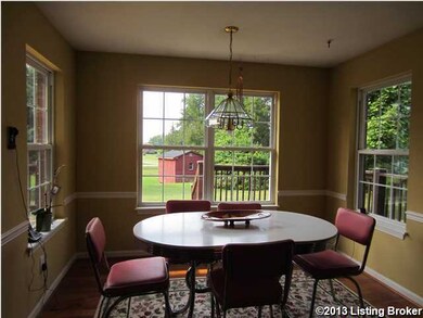 8917 Fox Chase Place, Louisville, KY 40228 - photo 7