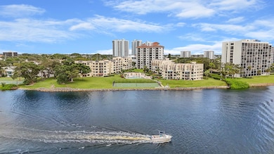 Everglades Condominiums unit 602, North Palm Beach, FL 33408 - photo 2