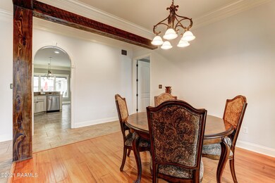 110 Oak Post-7