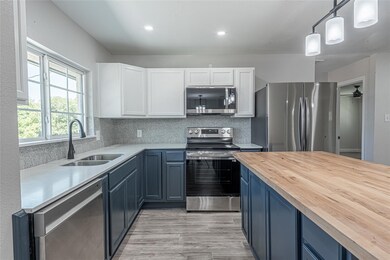 344 Arrowhead St, Fort Worth, TX 76108 - photo 6