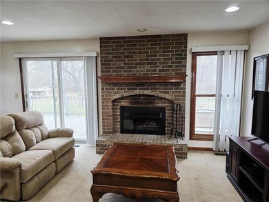 19533a Kansas 52, Pleasanton, KS 66075 - photo 5