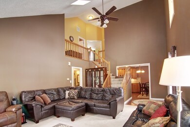 1831 Shetland Rd unit 1831, Naperville, IL 60565 - photo 3