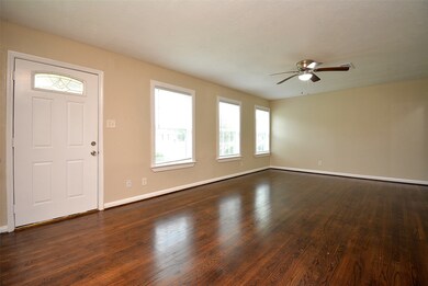 5126 Keystone St, Houston, TX 77021 - photo 5