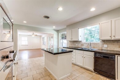 6645 Ridgemont Dr, Dallas, TX 75214 - photo 5