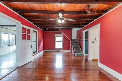 22052 Lake St-28