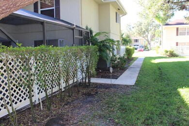20 Bedford Ct unit A, Royal Palm Beach, FL 33411 - photo 4