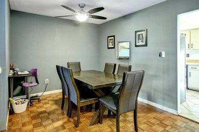 313 Middlewood Rd unit 313, Middletown, NJ 07748 - photo 5