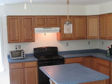 18 Buckboard Dr, Gilford, NH 03249 - photo 5