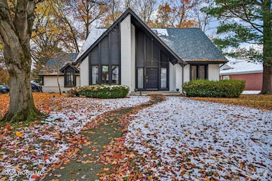 6952 Leicester Rd, Toledo, OH 43617 - photo 2