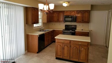 6365 Fieldcrest Ct, Dunkirk, MD 20754 - photo 5